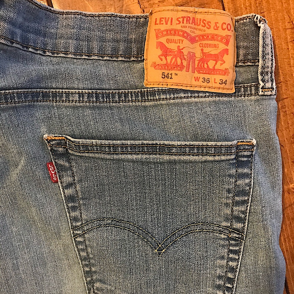 36 x 34 mens levis